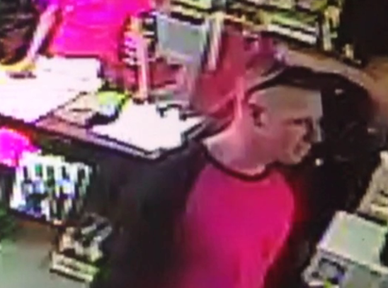 9128_TaylorLiquorStoreRobbery_CroppedPhoto2.png_2